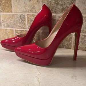 Miss Lola Red Patent Leather platform Women's Pumps